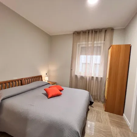 Helios Apartament *